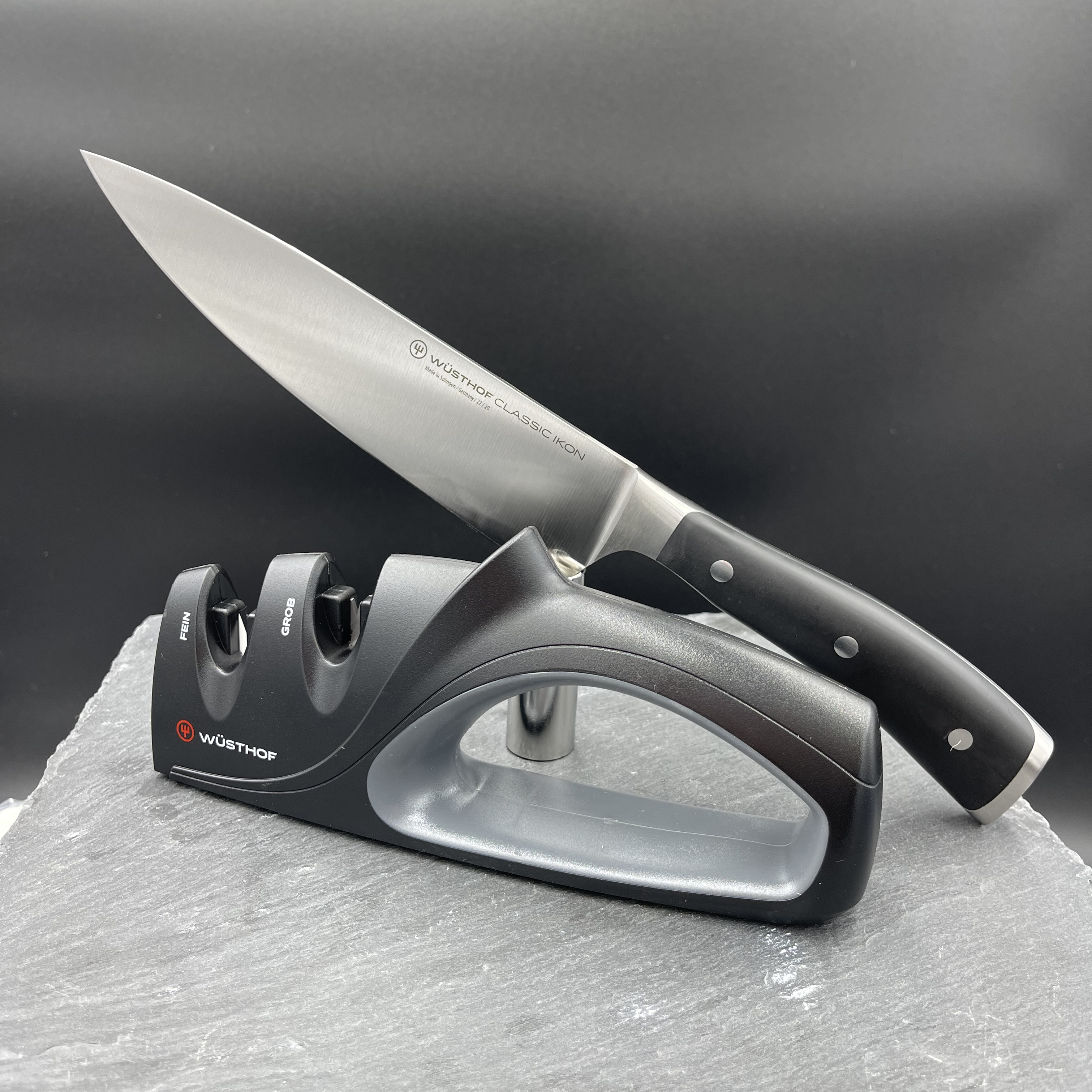 WÜSTHOF Kuchařský nůž 20 cm 4596/20 + bruska 4347 - Wüsthof CLASSIC IKON - zvýhodněný set