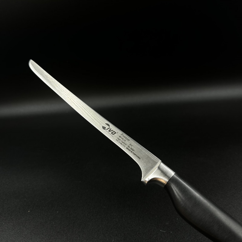 IVO Nářezový nůž na šunku IVO Premier 22 cm 90153.22
