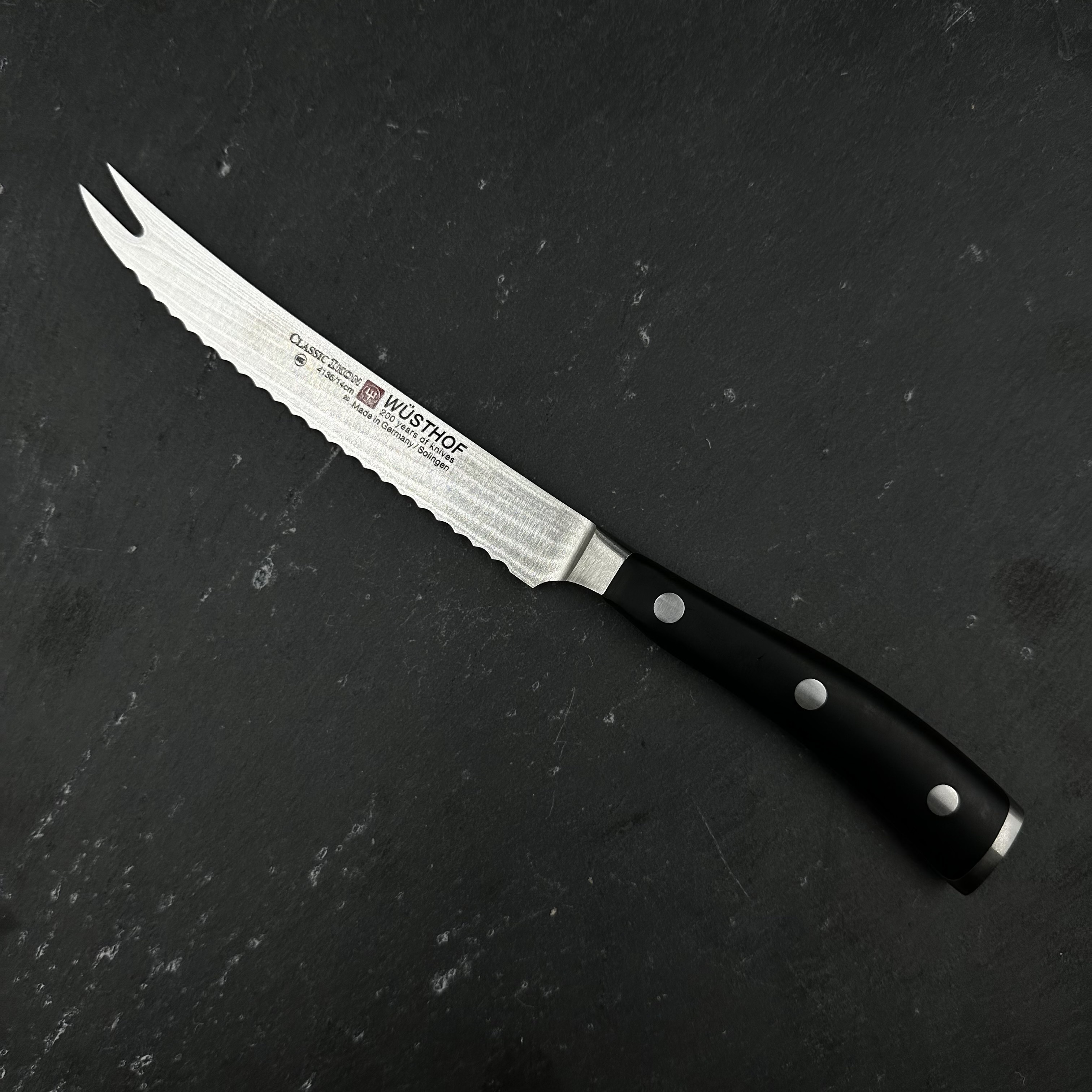 Levně WÜSTHOF Nůž na rajčata Wüsthof CLASSIC IKON 14 cm 4136